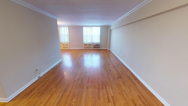 Photo - 66-15 Thornton Place