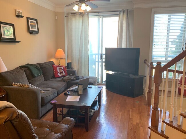 Photo - 3 Bed | 3.5 Bath Townhouse near NC State! ...