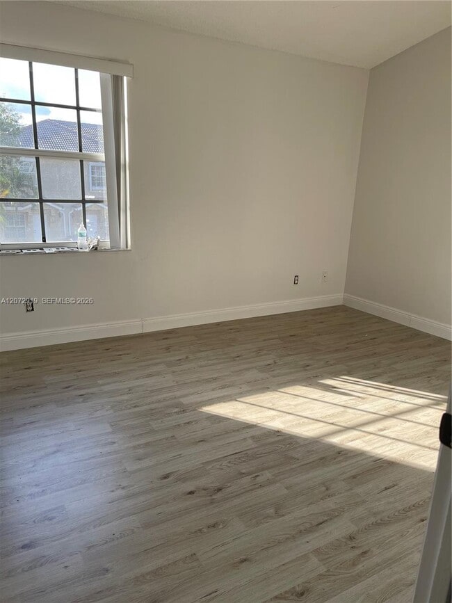 Photo - 321 SW 120th Ave