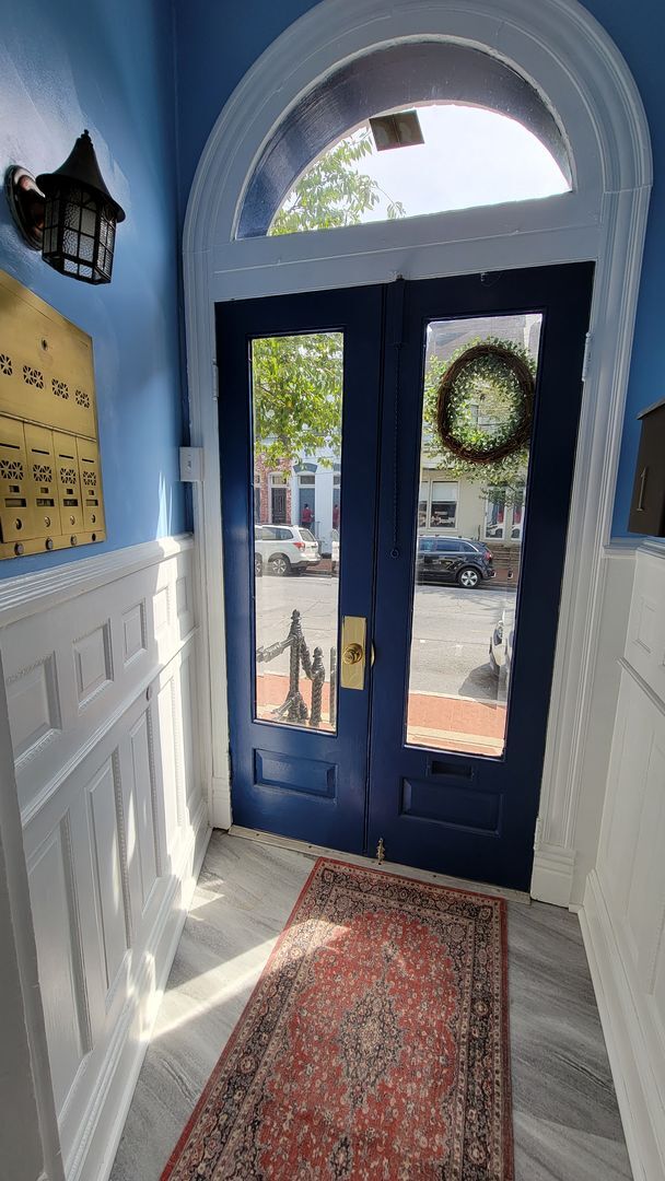 Photo - Beautiful Downtown Apartment for Rent! Unit #3