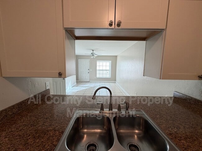 Photo - 1718 SW 69th Terrace