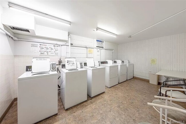 Photo - 98-288 Kaonohi St Unit 2705