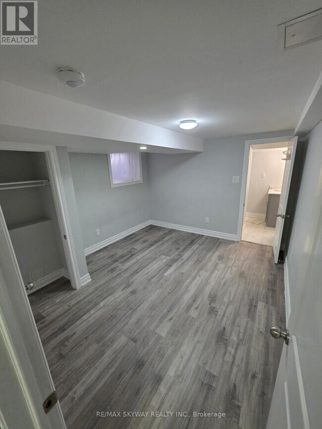 Photo - 6 Haverstock Cres