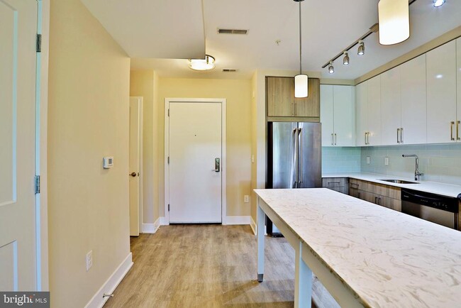 Photo - 145 Riverhaven Dr