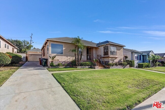 Photo - 1920 Van Wick St