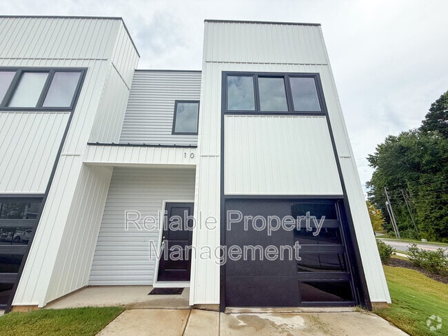 Building Photo - 10 Slater Dr Rental