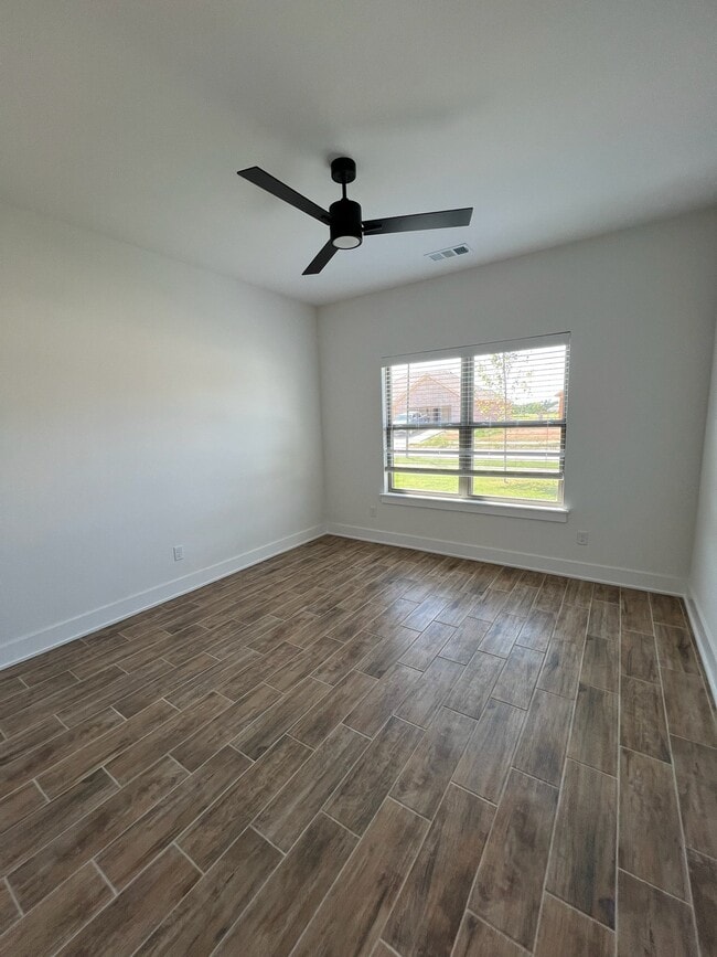 Photo - 146 N Banner Ave