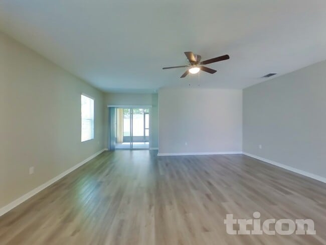 Photo - 518 Squires Grove Dr