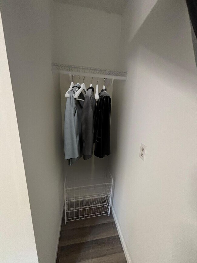 Photo - GREAT PRICE! 2BR Condo – Close to UNCW, Wr...
