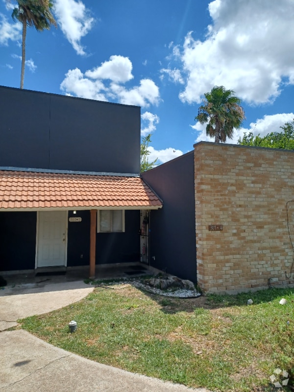 Building Photo - 307 Bolivar Ave Rental