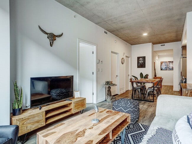 Building Photo - 510 Richards St Unit SI ID1358023P