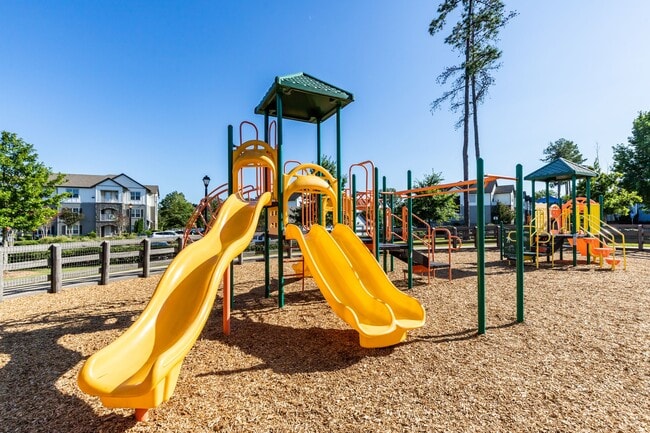 The Aventine Greenville Apartment Homes