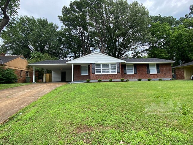 Building Photo - Welcome to 4020 Graceland! Rental
