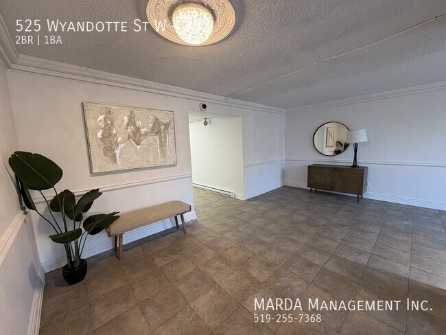 Photo - SPACIOUS 2 BED/1 BATH UNIT -DOWNTOWN + HYDRO! Unit 302