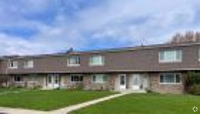 Building Photo - 3 Bedroom 2 1/2 Bath Townhome