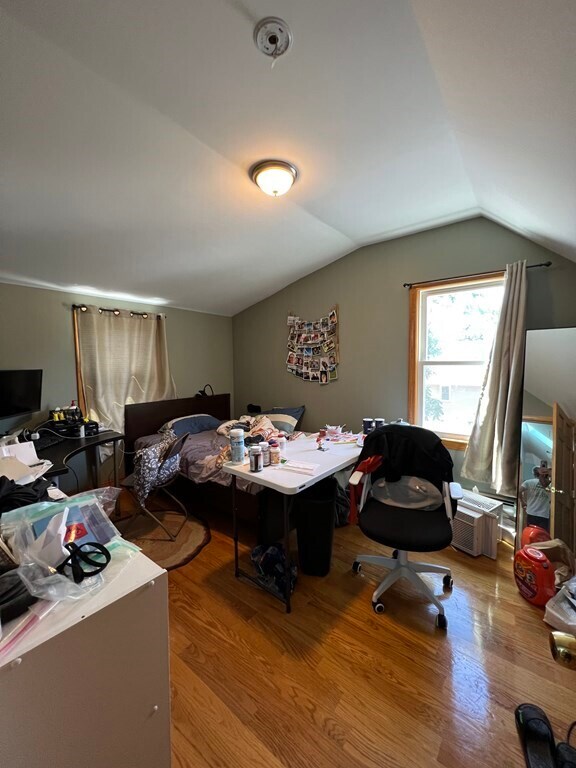 Photo - 180 Windsor St Unidad 179