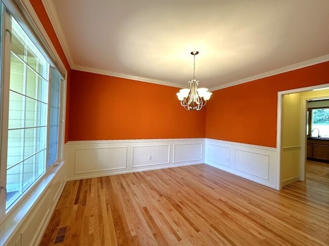 Photo - Luxury living in Gig Harbor!