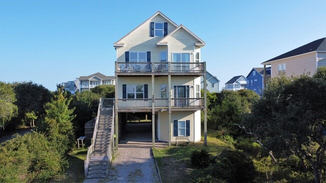 Photo - North Topsail Beach 5 Bedroom 4.5 Bathroom...