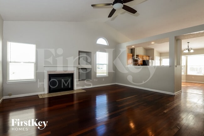 Photo - 3107 Crestwell Dr