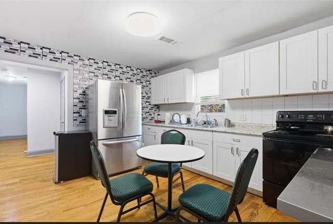 Photo - 1033 Palmetto Ave SW