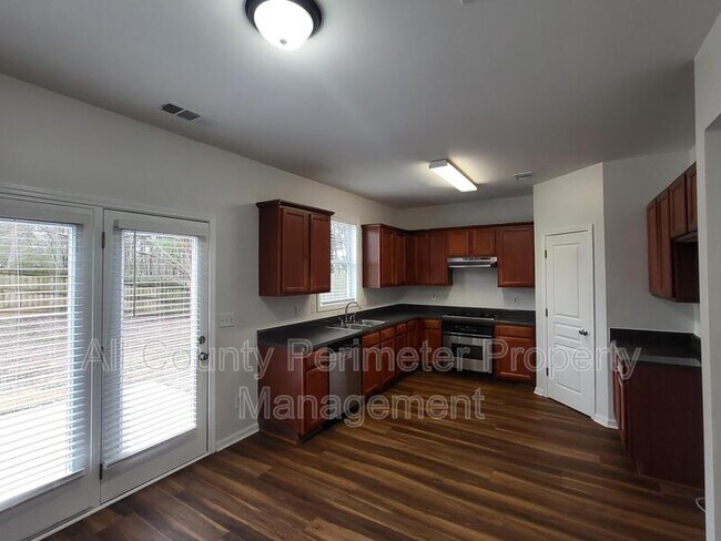 Photo - 4231 Suwanee Brook Ct