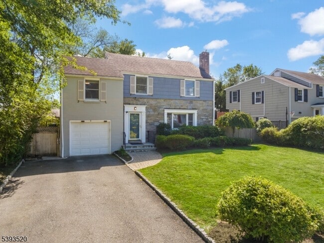 Photo - 4 Meadowbrook Rd