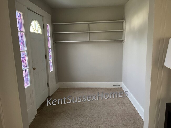 Photo - 400 Marshall St