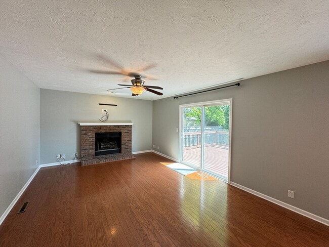 19 Boardwalk Cir