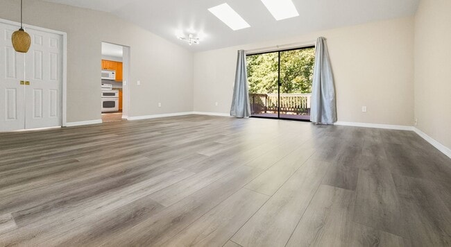 Photo - Stylish Fairwood Rambler with Modern Updat...