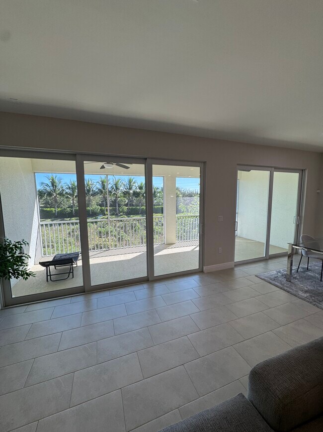 Photo - 2304 Sawyers Hill Rd Unidad 1307