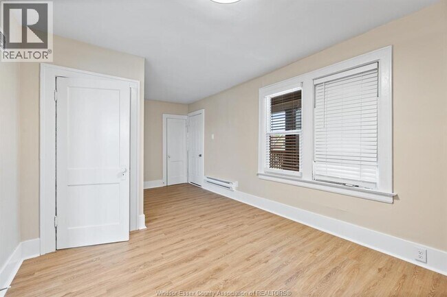 Photo - 1358 Pierre Ave