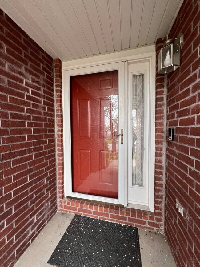 Photo - 3BR / 2BA  - with Fenced in backyard