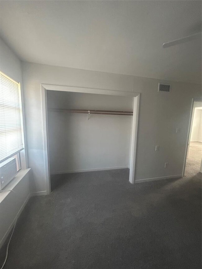 Photo - 1105 Westwood Ln