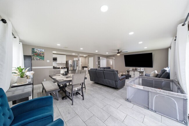 1845 Westcrest Dr