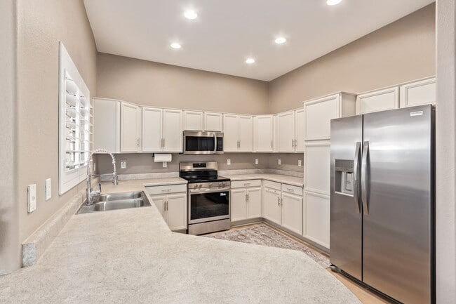 Photo - 7978 W Beck Ln