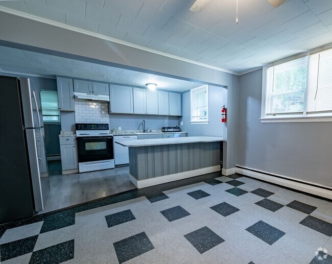 Building Photo - Charming 3-Bedroom Apartment in Midtown Ki... Unit 175