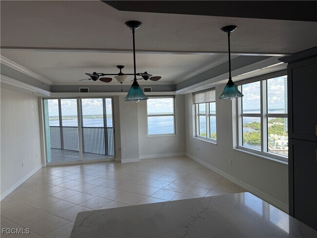 Photo - 2797 First St Unidad 1706