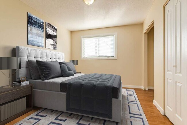 Photo - Canada West Courts