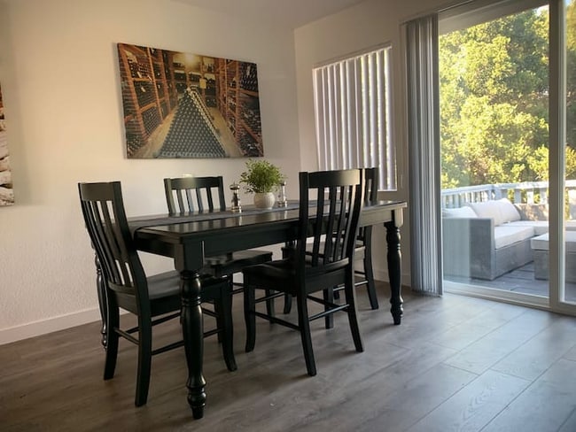 Photo - 1270 Tiegen Dr Unit 1