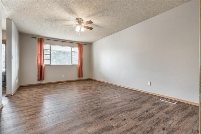 Photo - 12 Shirley Ln