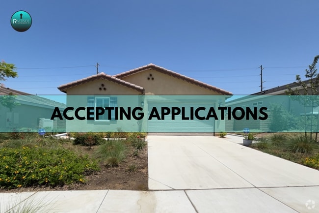 Building Photo - WELCOME TO YOUR FUTURE HOME IN SPRING MOUN...