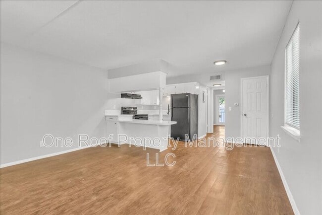 Photo - 3117 Barnett Ave