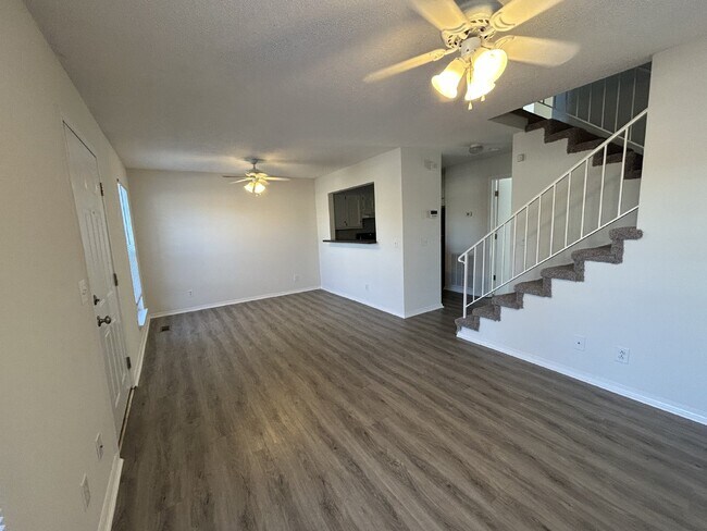 Photo - 3 BD 2 BA APARTMENT BY TTU FOR RENT Unit A