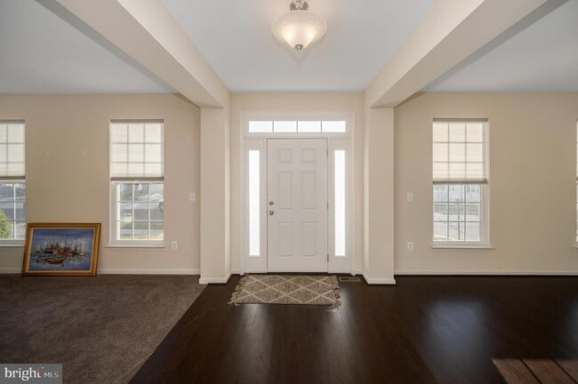 Photo - 1070 Coriander Ln