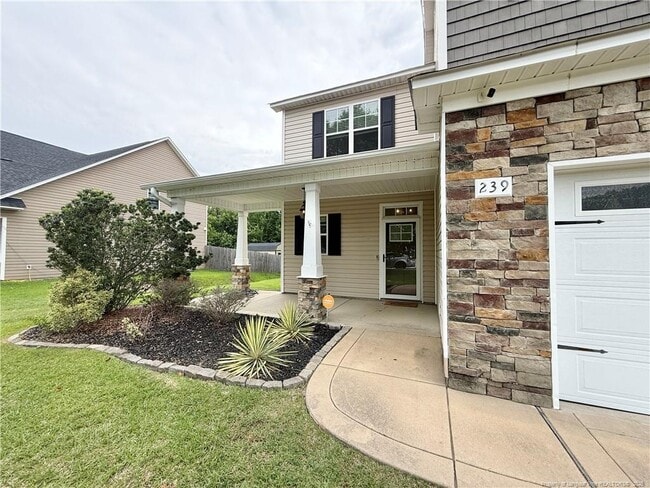Photo - 239 Boswell St