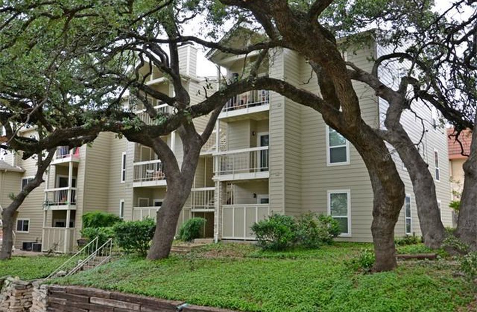 K582 - Hyde Park Oaks #303 - K582 - Hyde Park Oaks #303 Unit 303 HPO