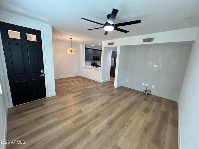 Photo - 17850 N 68th St