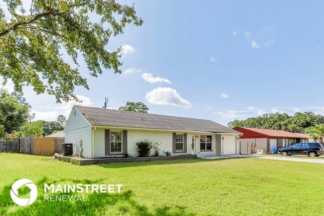 Photo - 1693 Susan Dr