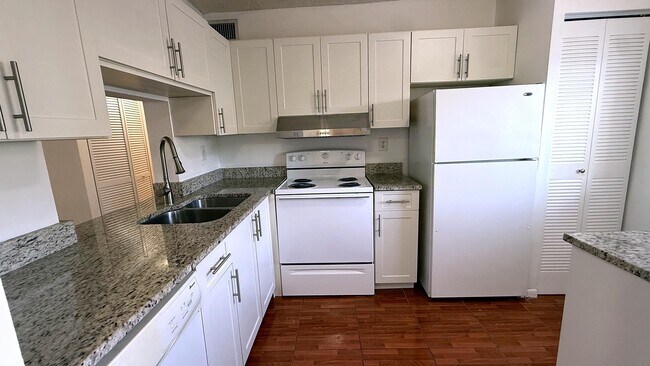 Photo - 114 NW 60th Ave Unit 3-1