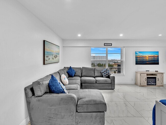 Photo - 5100 Dupont Blvd Unit 8G